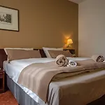 Stadt Hotel