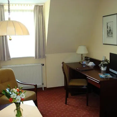 Stadt Hotel 3*
